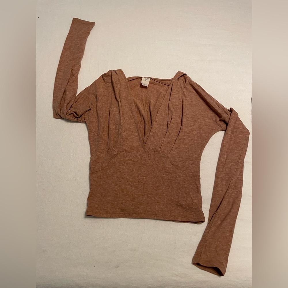 Free People size small low v neck crop top